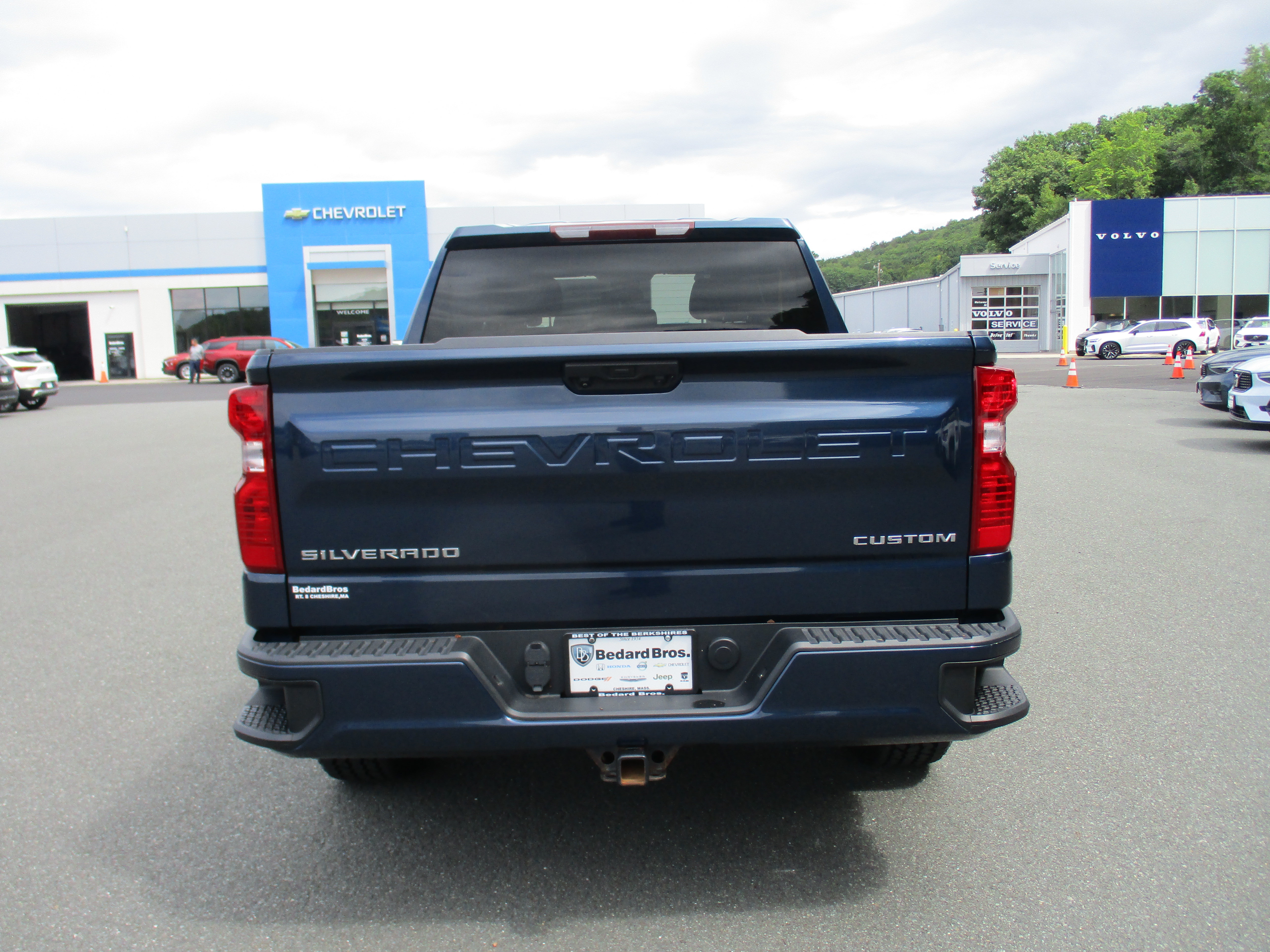 Used 2022 Chevrolet Silverado 1500 Custom AWD/4WD image 6