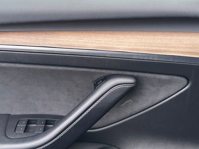 Used 2021 Tesla Model 3 Standard Range Plus image 21