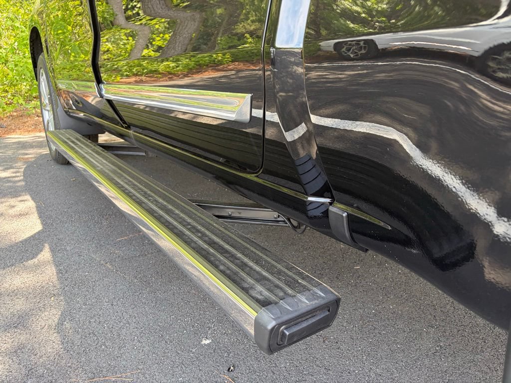 New 2026 Chevrolet Silverado 1500 High Country AWD/4WD image 12