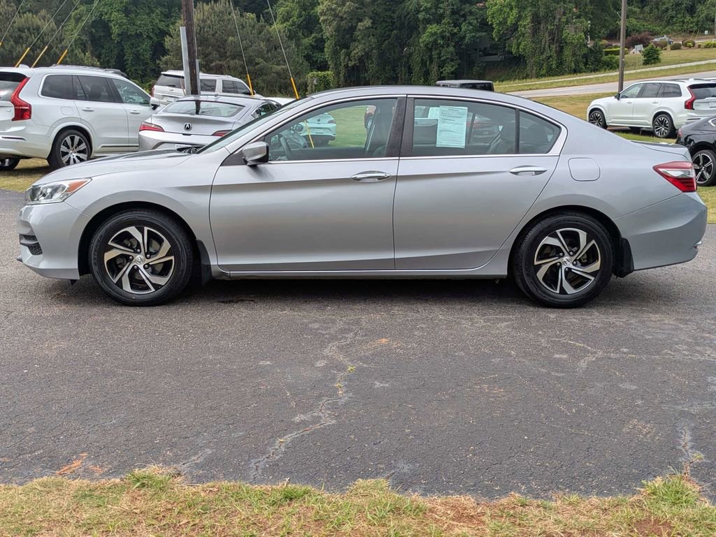 Used 2016 Honda Accord LX image 3
