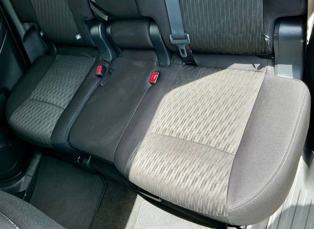 Used 2019 Nissan Rogue S w/ Special Edition Package FWD image 30