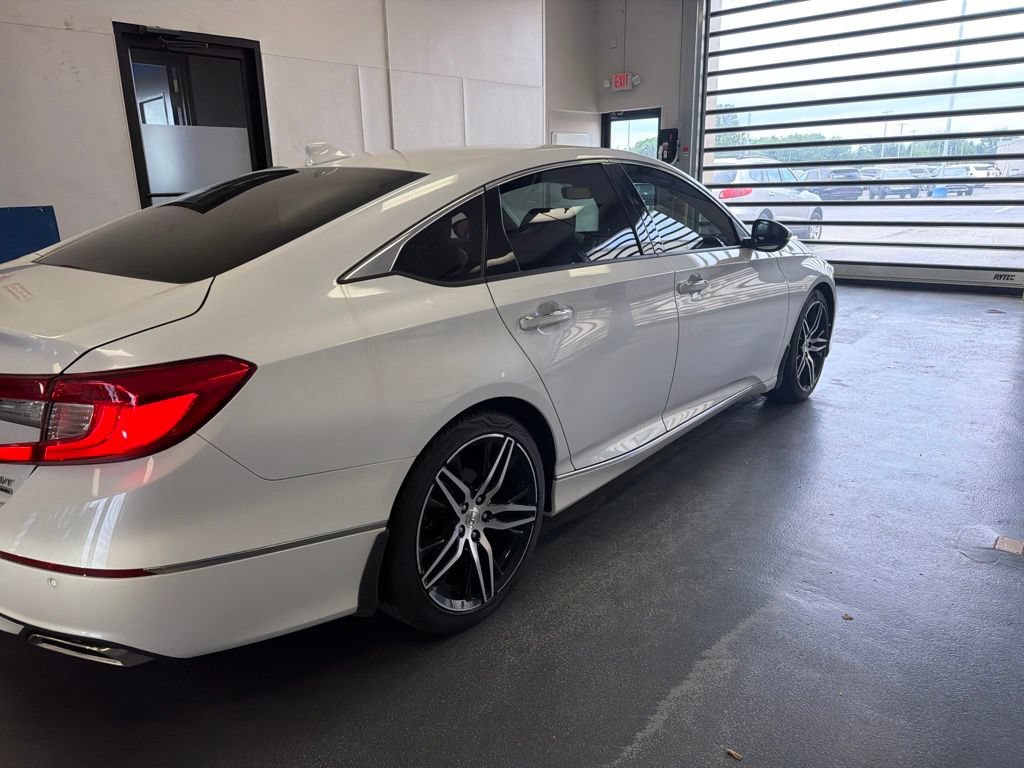 Used 2022 Honda Accord Touring image 7