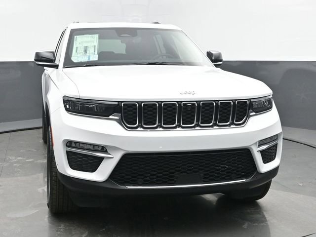 New 2025 Jeep Grand Cherokee Limited w/ Luxury Tech Group II image 8