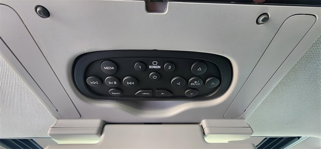 Used 2020 GMC Yukon SLT w/ Premium Edition image 23