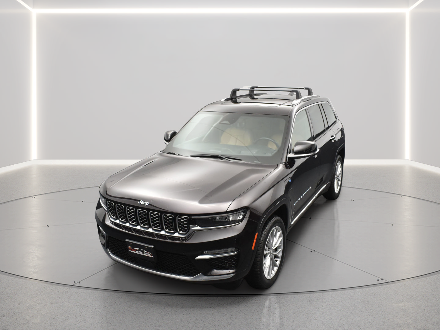Used 2022 Jeep Grand Cherokee Summit w/ Advanced Protech Group IV AWD/4WD image 19