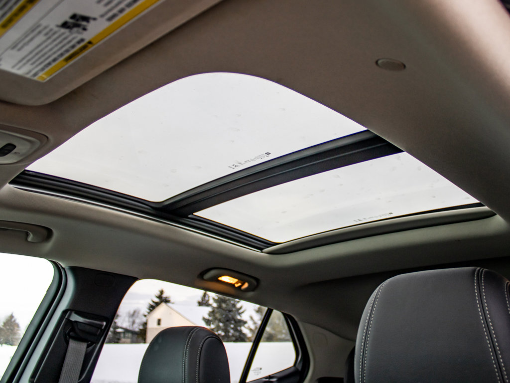 Used 2022 Buick Encore GX Essence w/ Experience Buick Package image 20