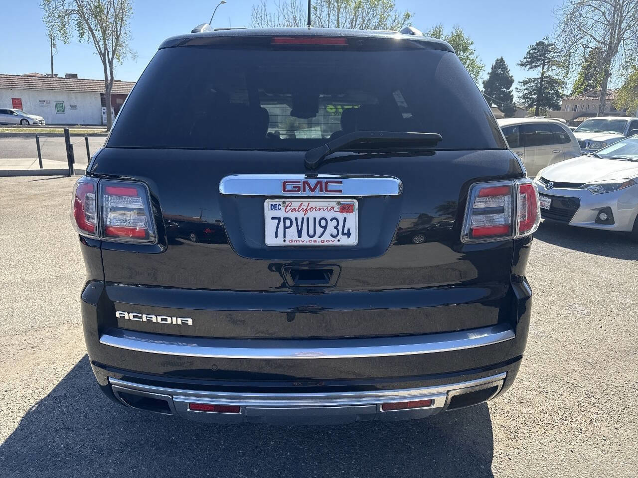 Used 2016 GMC Acadia Denali image 11