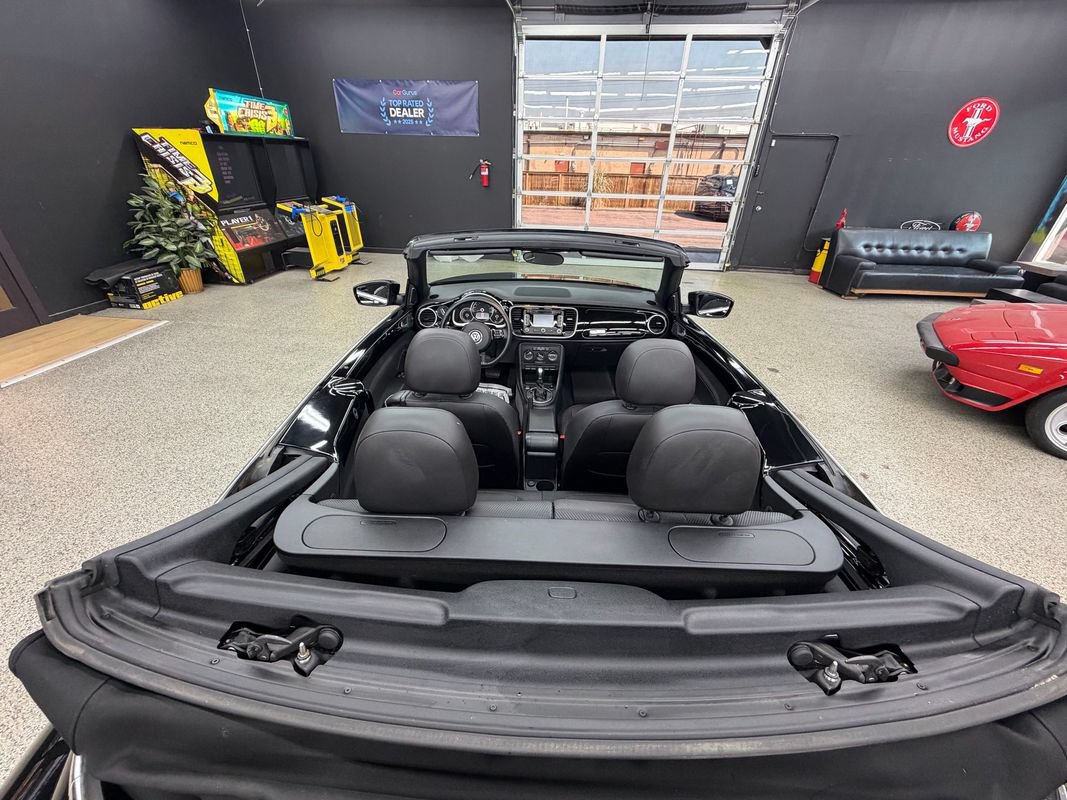 Used 2014 Volkswagen Beetle 1.8T FWD image 12