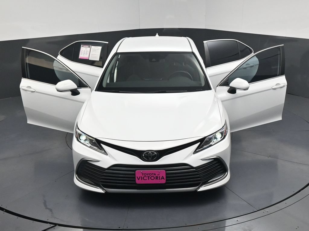 Used 2024 Toyota Camry LE w/ Convenience Package FWD image 24