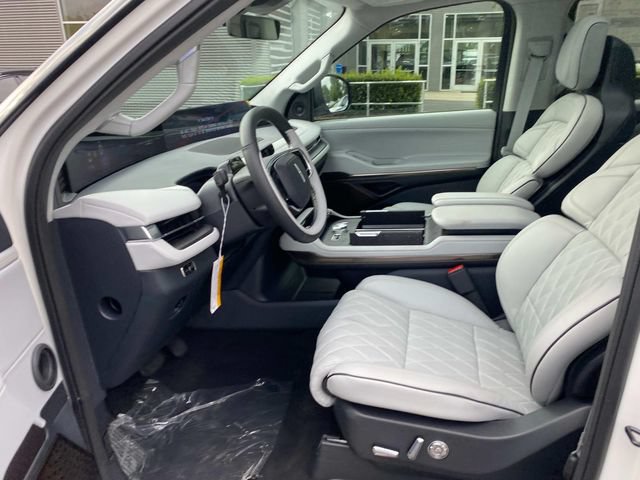 New 2027 Lincoln Navigator L Black Label w/ Black Label Special Edition AWD/4WD image 10