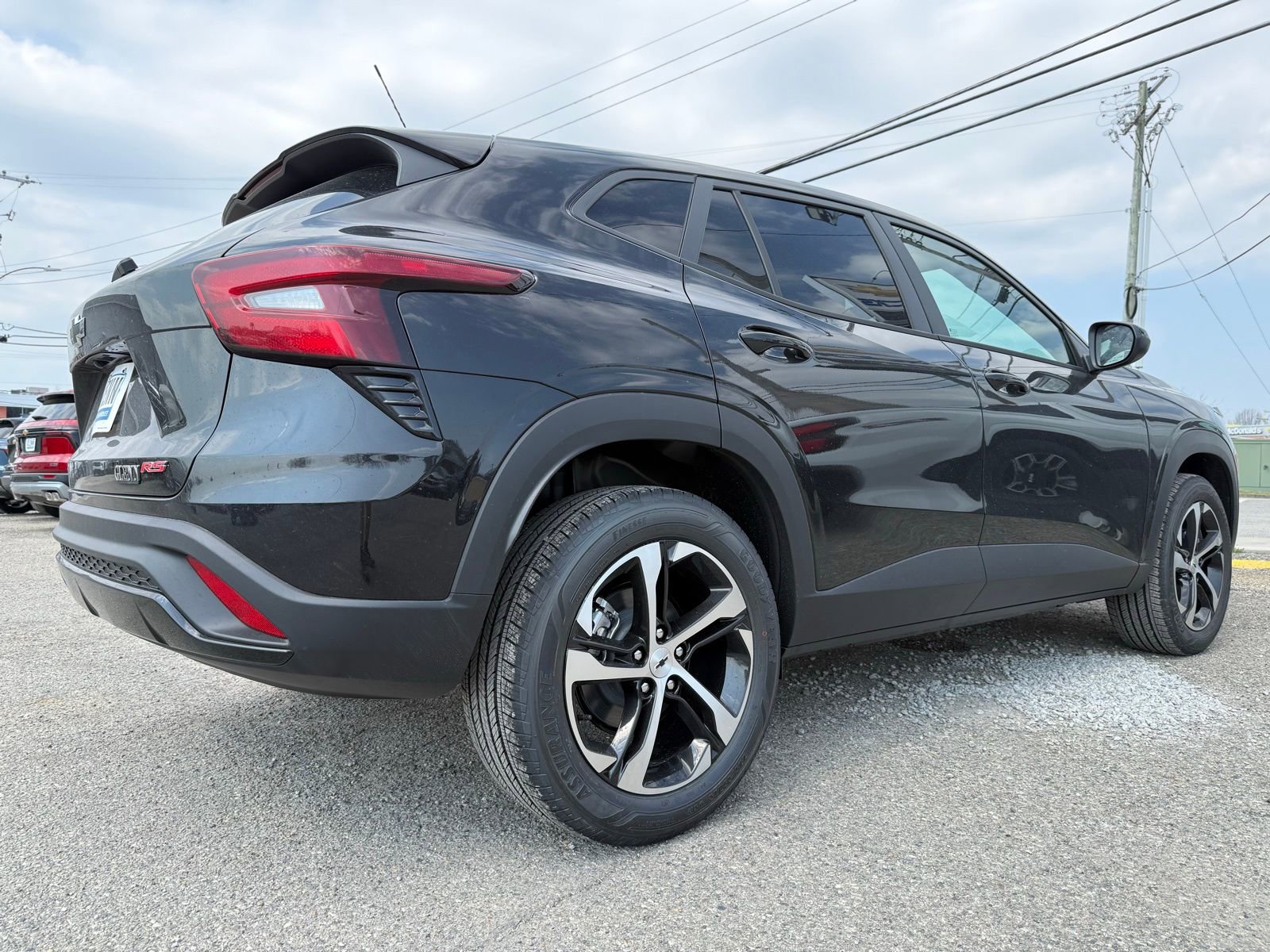 New 2026 Chevrolet Trax RS w/ Sunroof Package FWD image 9