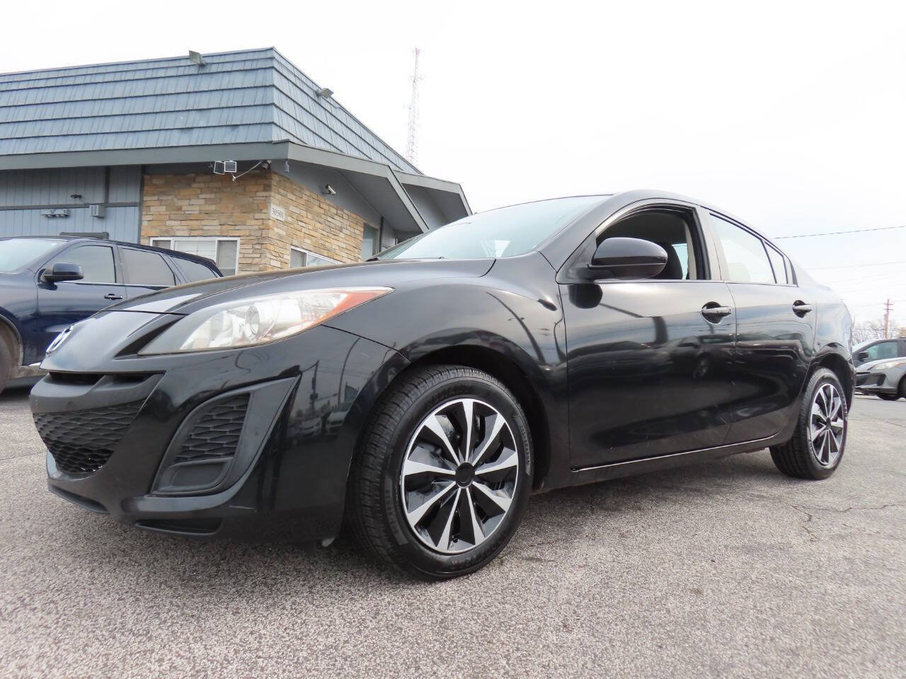 Used 2011 MAZDA MAZDA3 i Sport FWD image 4