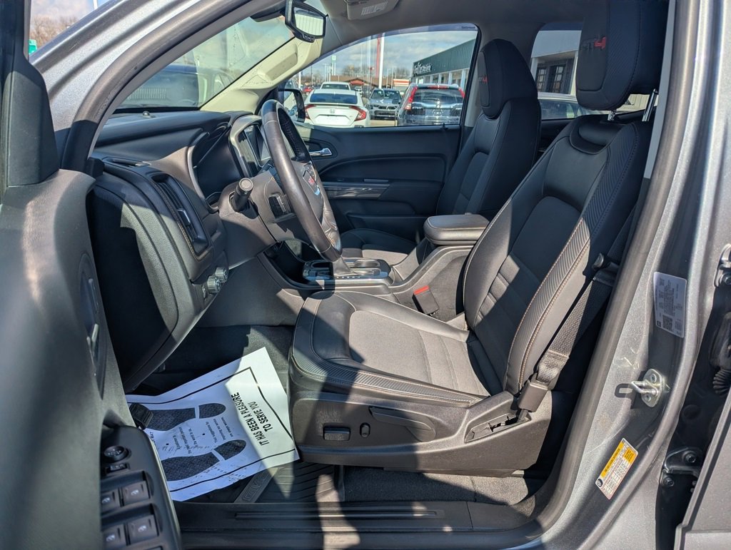 Used 2022 GMC Canyon AT4 w/ Trailering Package image 10