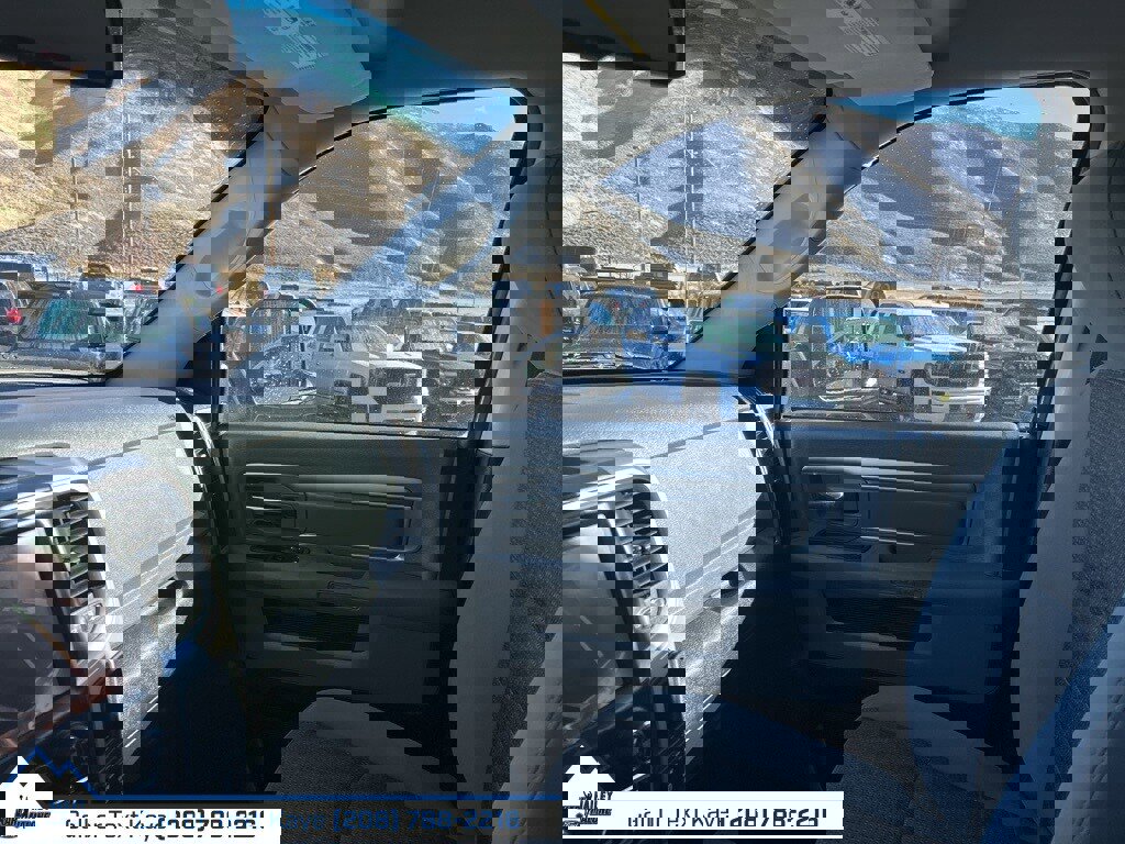 Used 2014 RAM 2500 Big Horn image 39