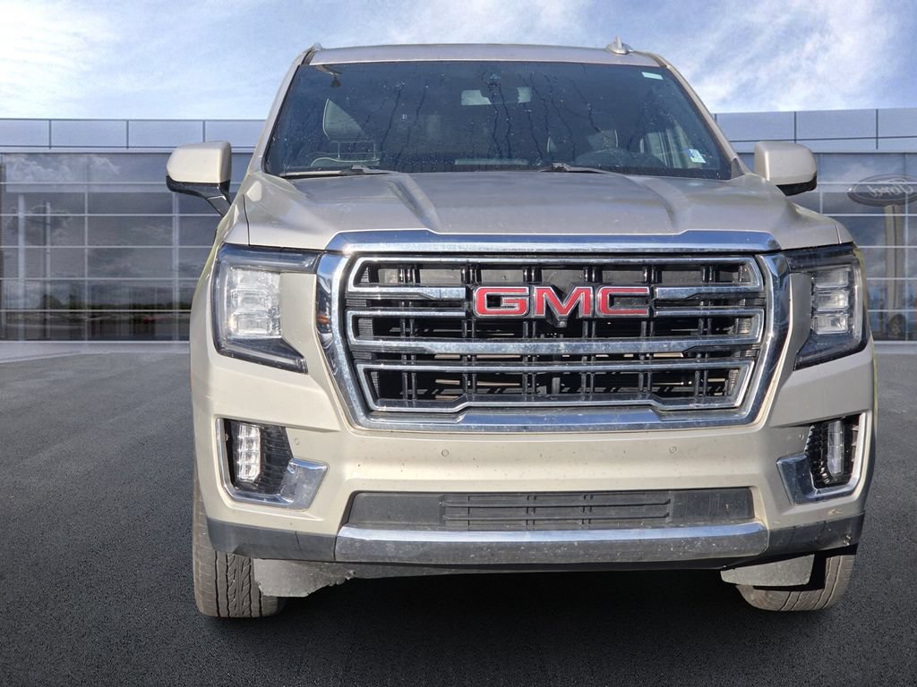 Used 2022 GMC Yukon SLT w/ SLT Luxury Package RWD image 2