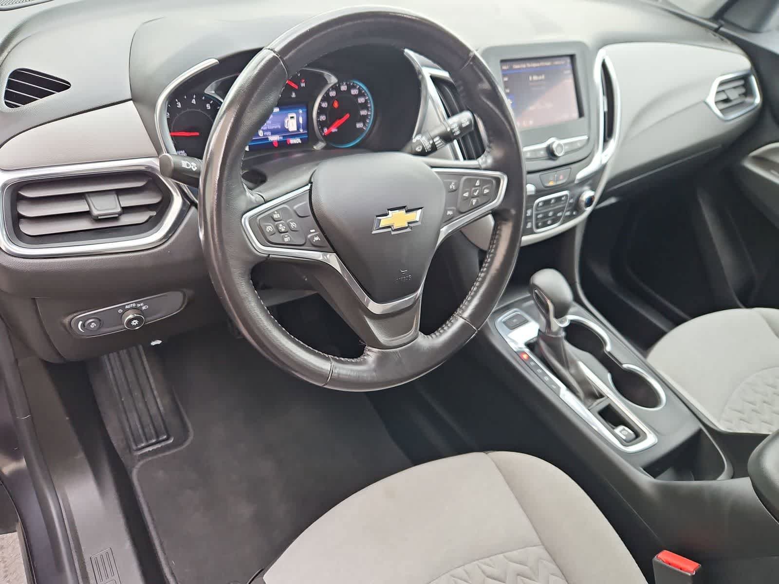 Used 2022 Chevrolet Equinox LT AWD/4WD image 2