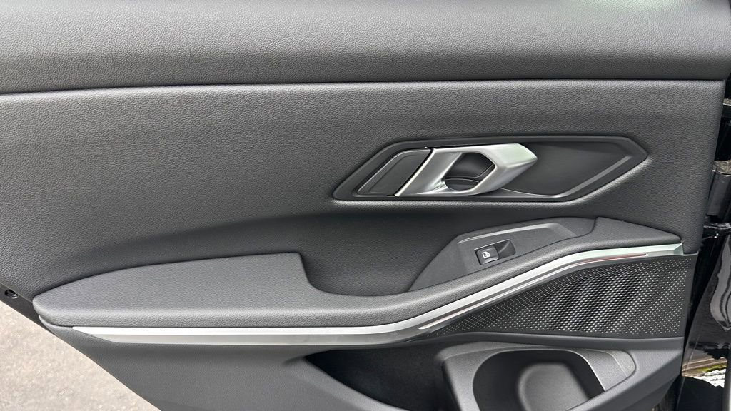 New 2026 BMW 330i Sedan w/ M Sport Package image 23