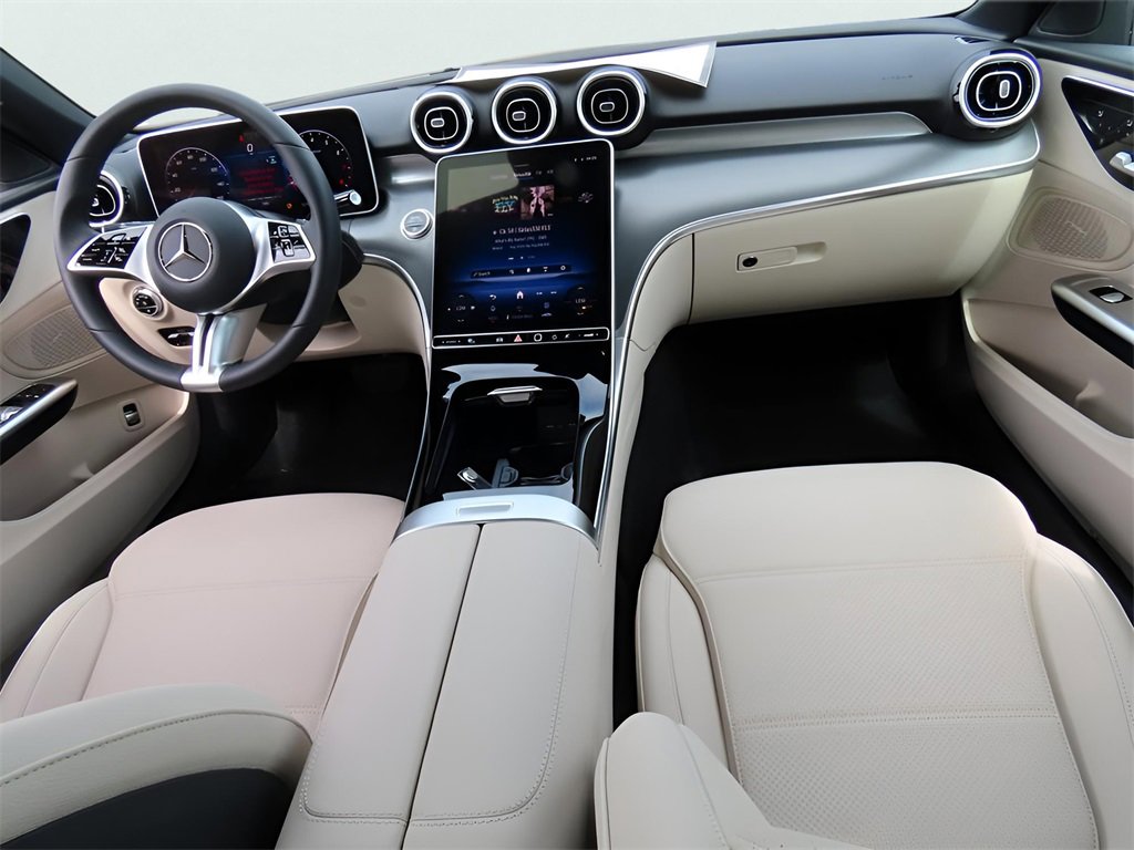 Used 2025 Mercedes-Benz C 300 4MATIC Sedan image 21