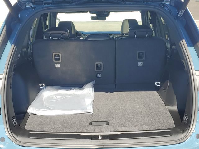 New 2026 Jeep Grand Cherokee Limited w/ Limited Altitude Package AWD/4WD image 10