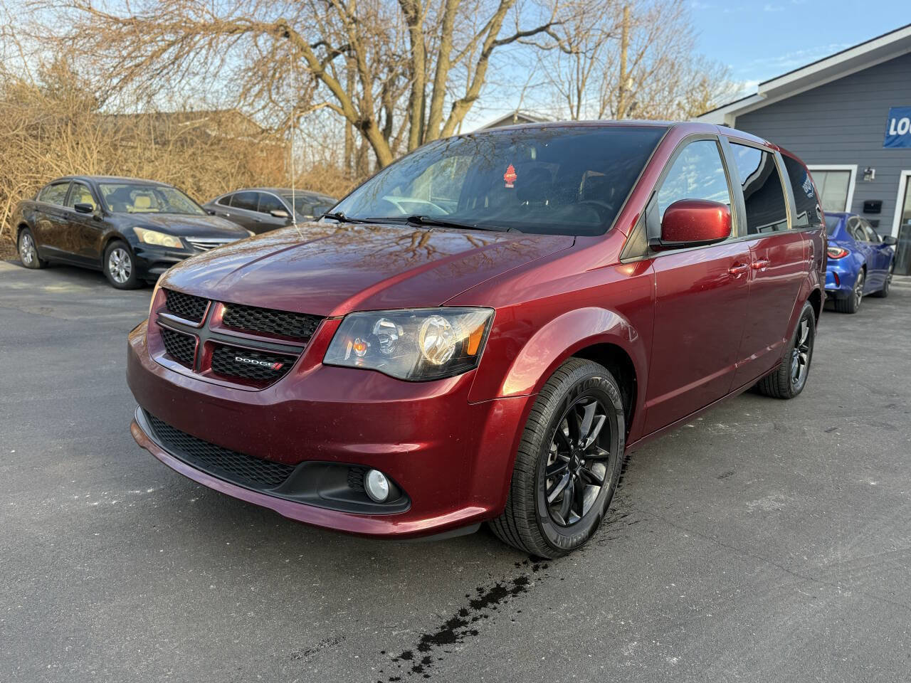 Used 2019 Dodge Grand Caravan GT FWD image 1