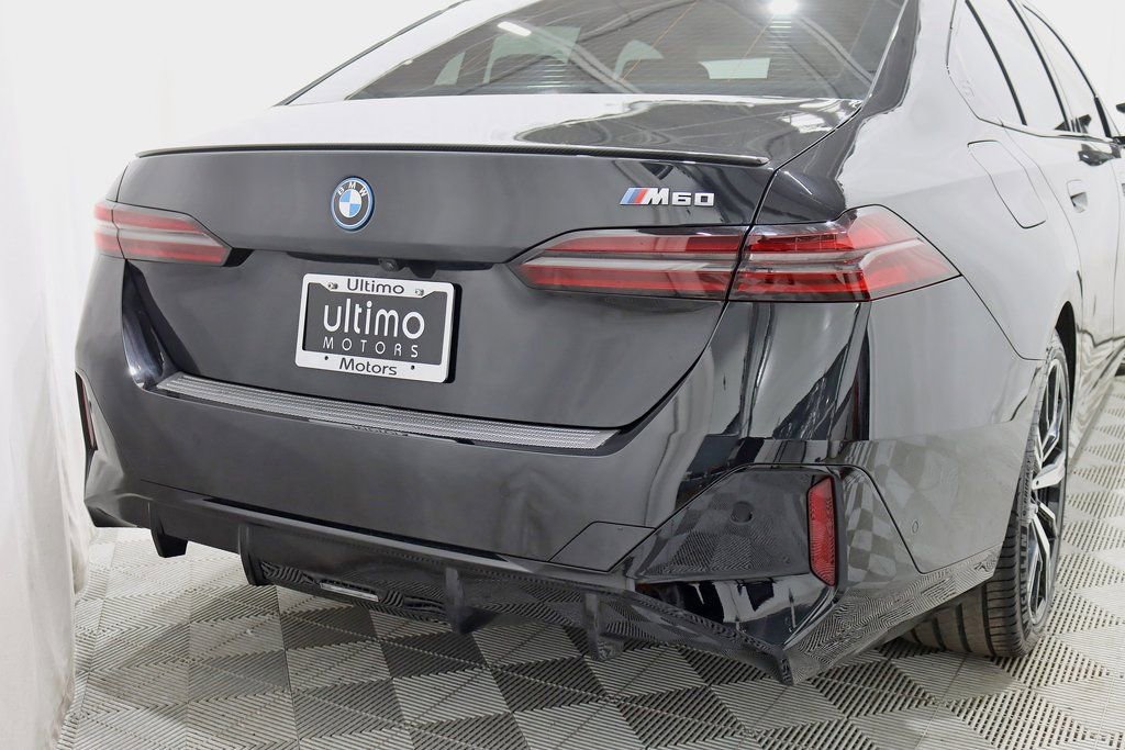 Used 2024 BMW i5 M60 w/ Premium Package image 14