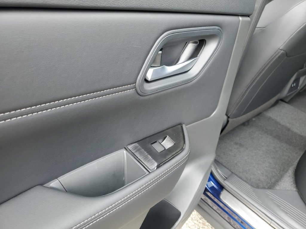 New 2026 Nissan Rogue Dark Armor FWD image 10