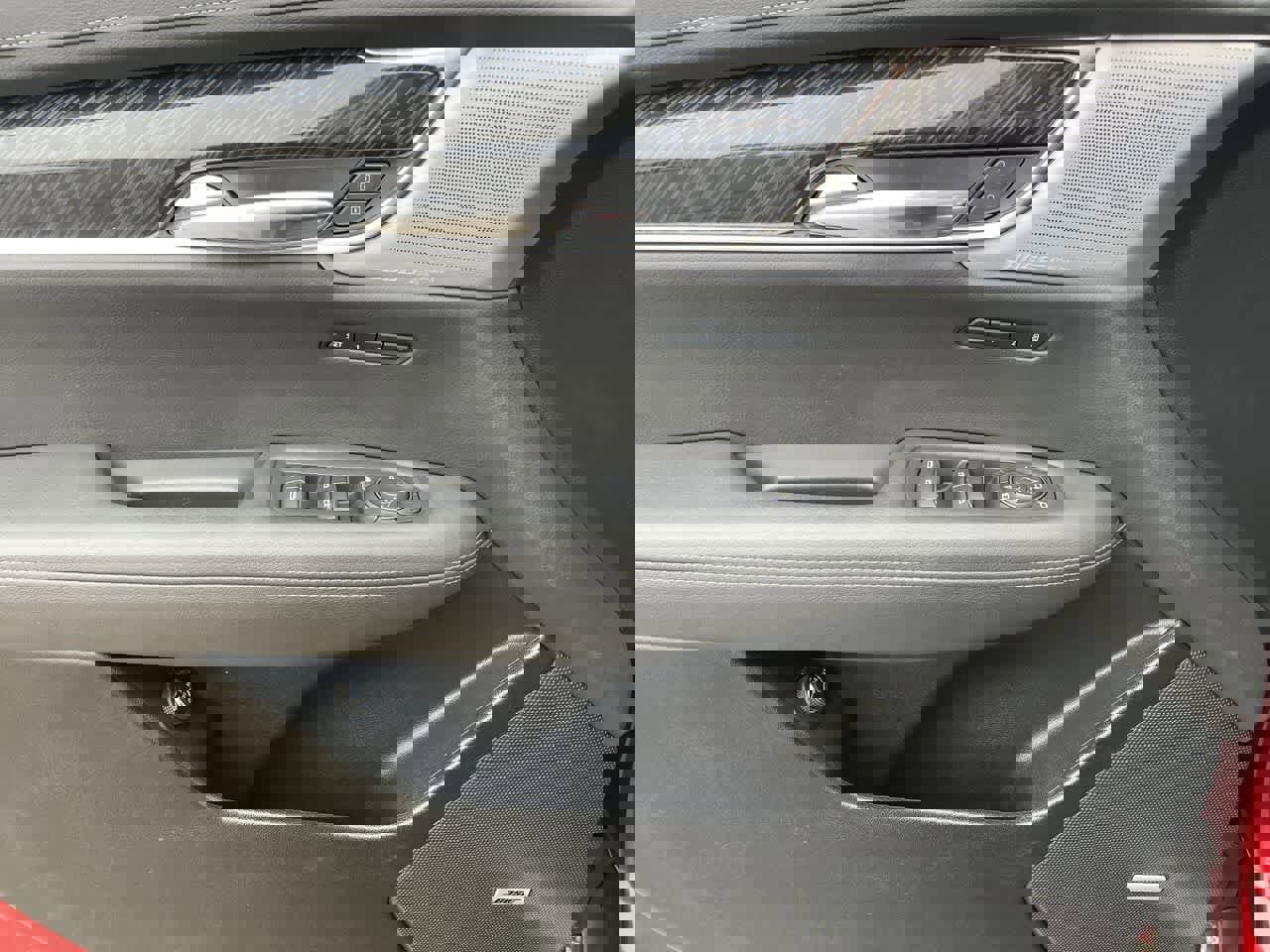 Certified 2024 Cadillac XT6 Premium Luxury w/ Technology Package image 37