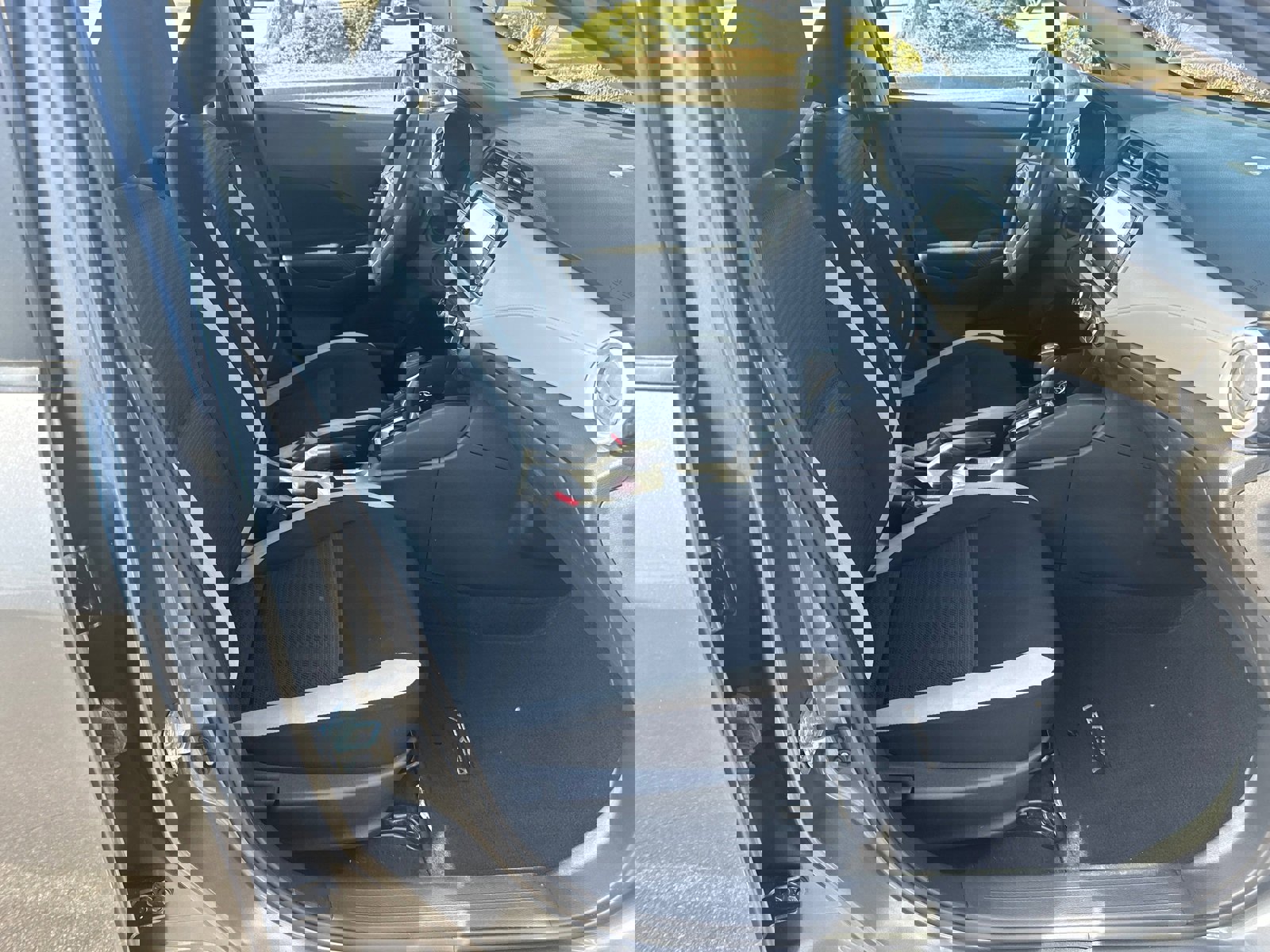 Used 2021 Nissan Versa SV image 12