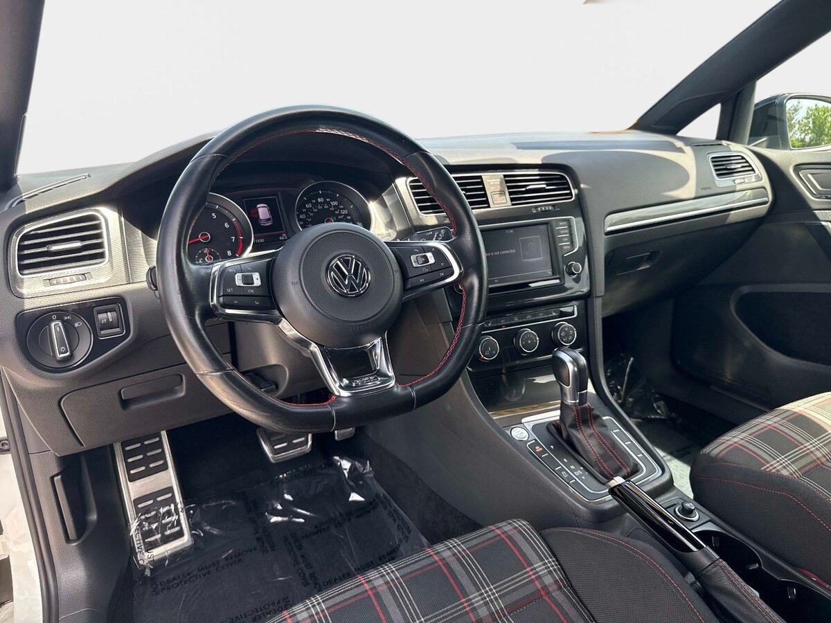 Used 2017 Volkswagen GTI Sport FWD image 15