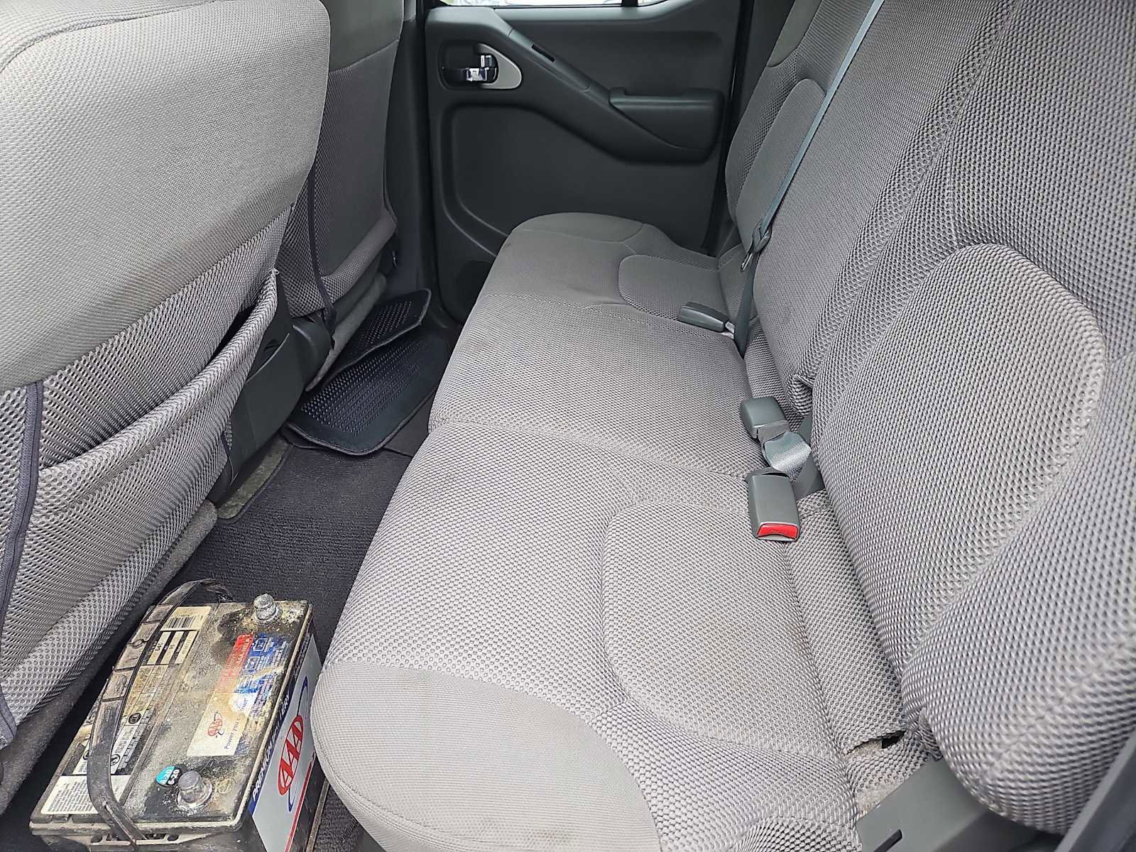 Used 2015 Nissan Frontier SV w/ SV Value Truck Package image 25