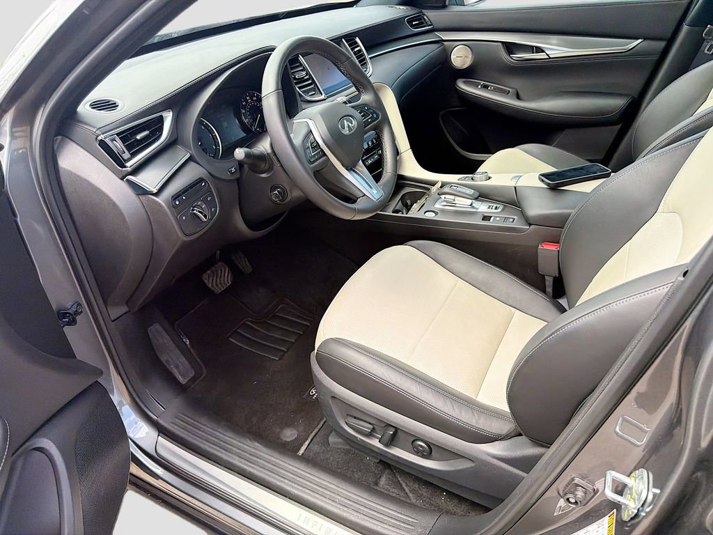 Used 2025 INFINITI QX55 Essential AWD/4WD image 25