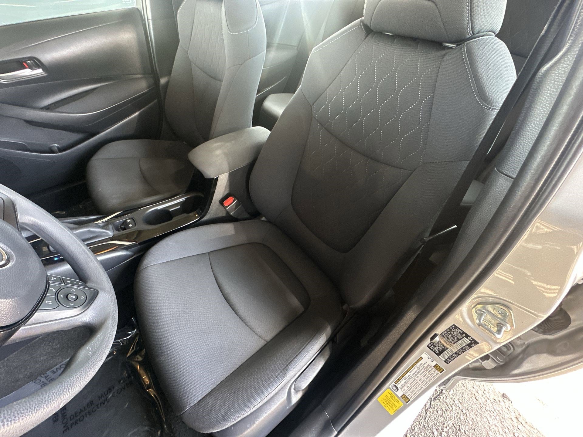 Used 2020 Toyota Corolla LE image 13