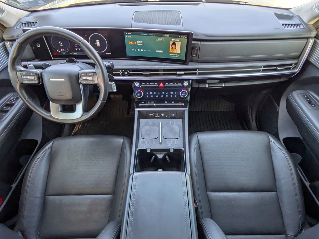 Used 2025 Hyundai Santa Fe Limited image 15