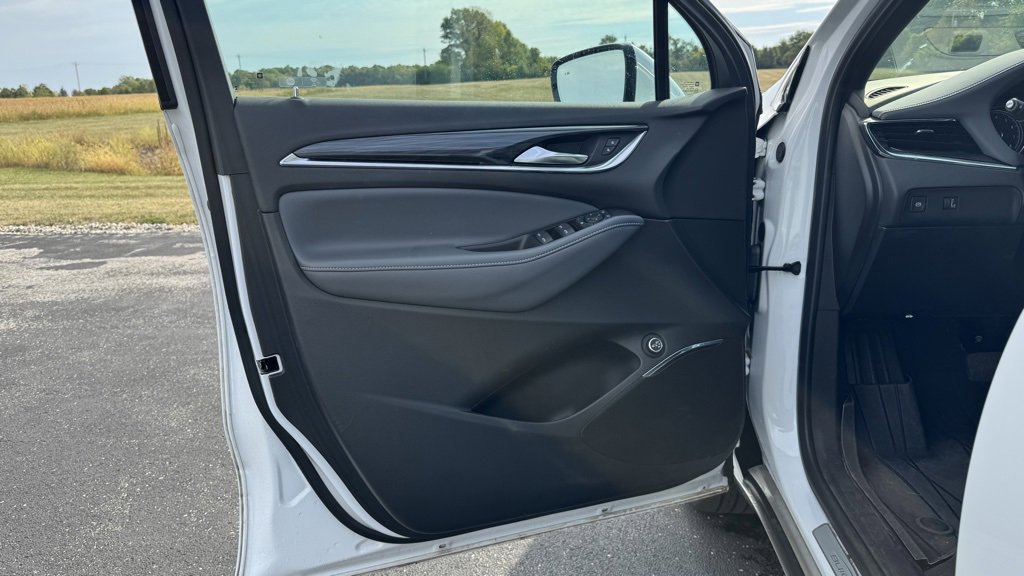 Used 2024 Buick Enclave Essence w/ LPO, Floor Liner Package image 9