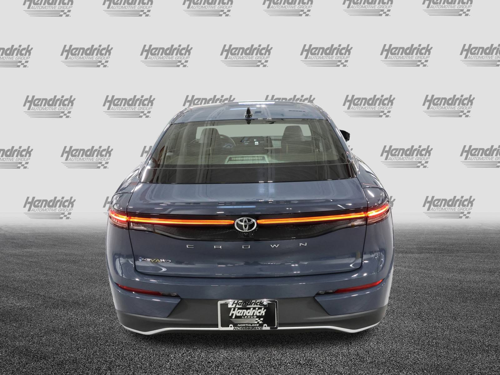 Used 2025 Toyota Crown XLE image 8