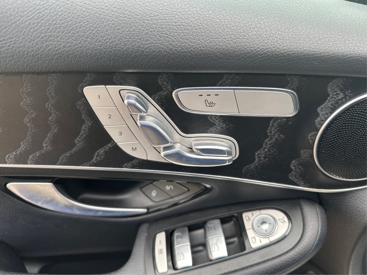 Used 2017 Mercedes-Benz GLC 300 4MATIC w/ Premium 1 Package image 11