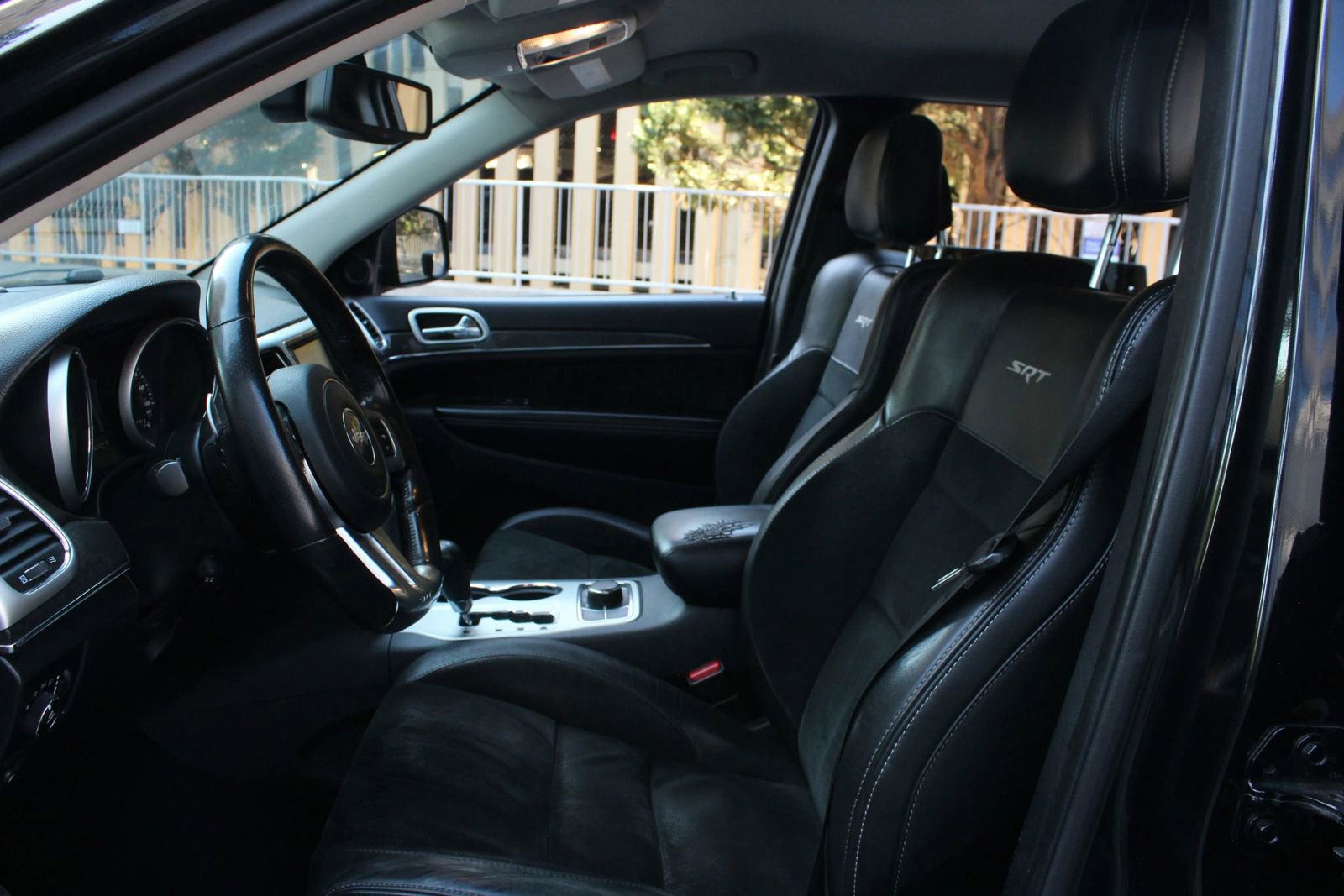Used 2012 Jeep Grand Cherokee SRT8 AWD/4WD image 15