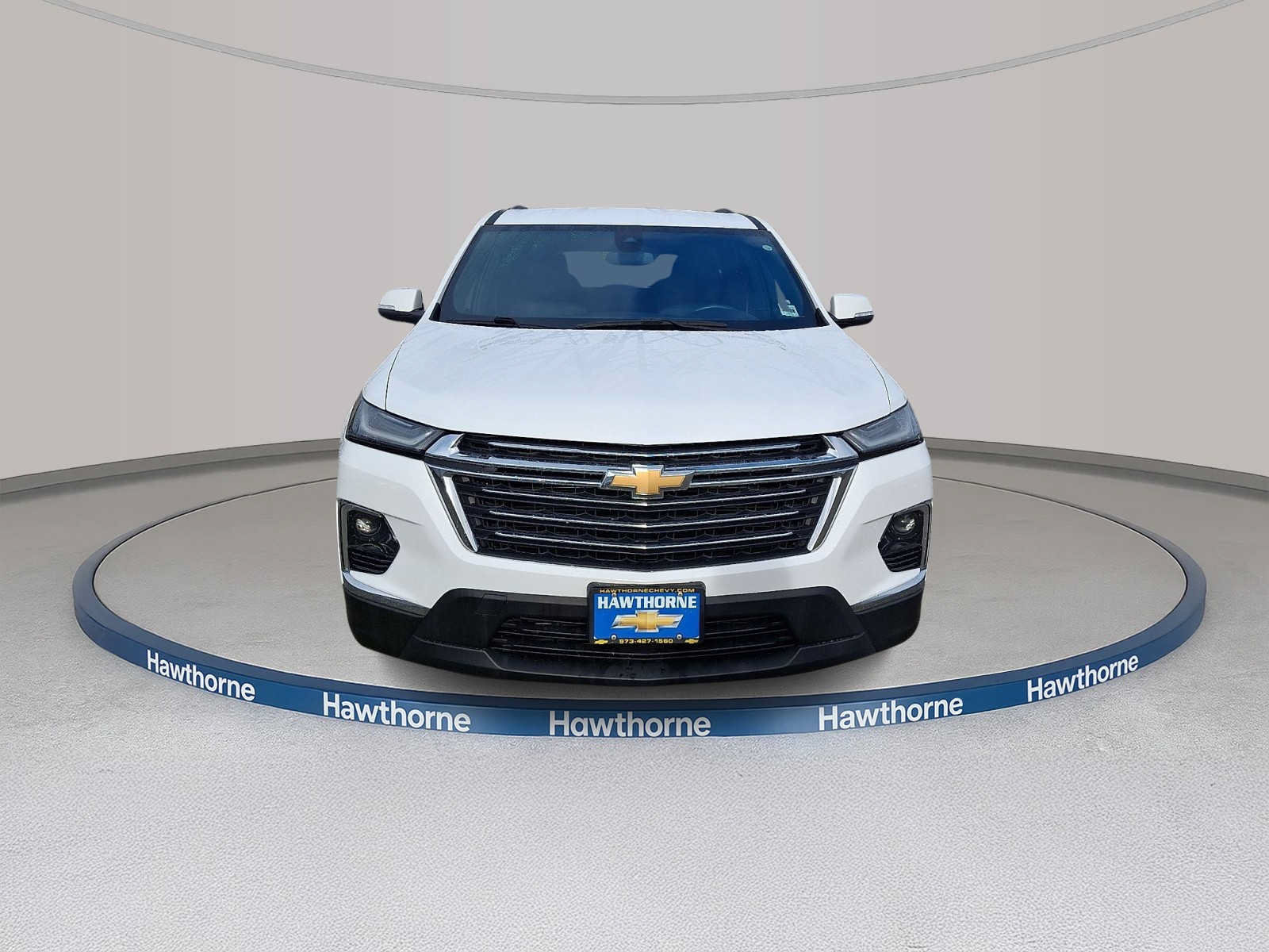 Used 2023 Chevrolet Traverse LT w/ LPO, Floor Liner Package AWD/4WD image 2
