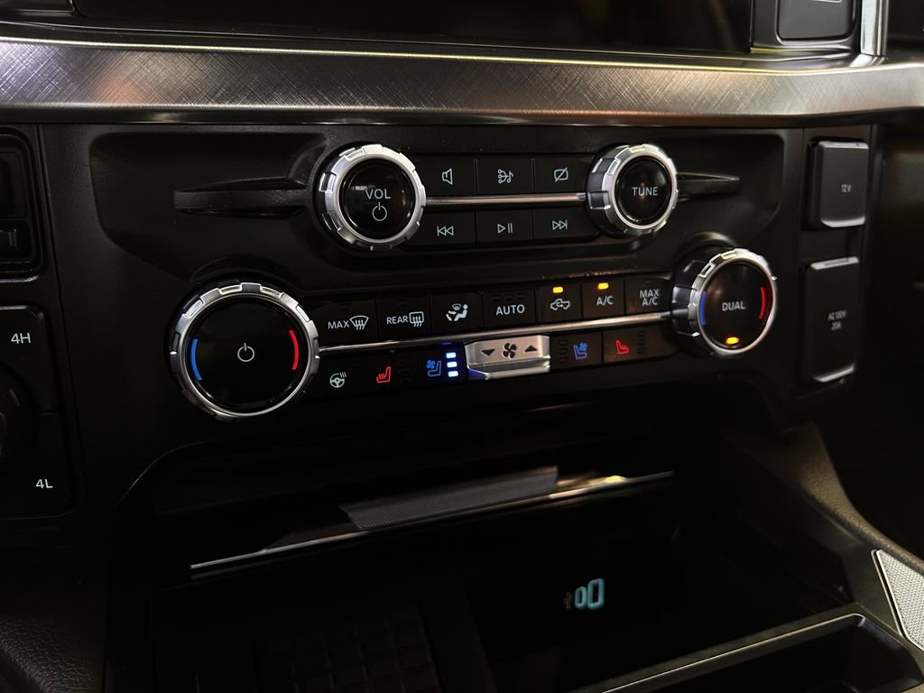 Used 2024 Ford F250 King Ranch image 18