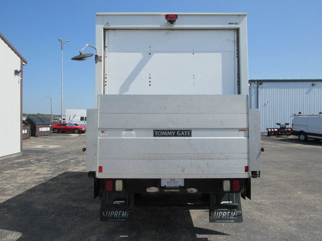 Used 2021 Chevrolet Express 3500 RWD image 4