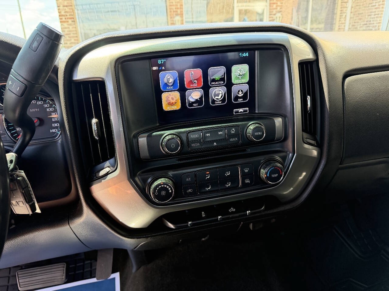 Used 2018 Chevrolet Silverado 1500 LT AWD/4WD image 13