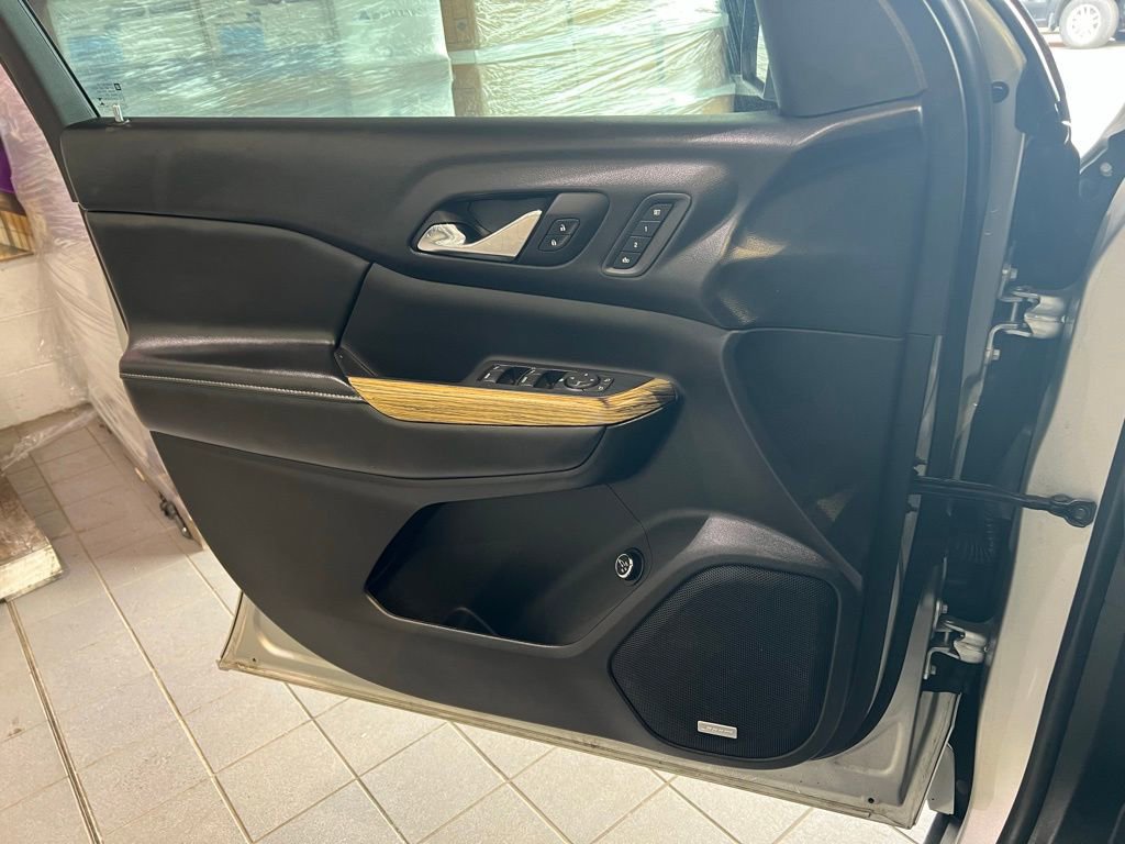 Used 2018 GMC Acadia Denali w/ LPO, Floor Liner Package image 14