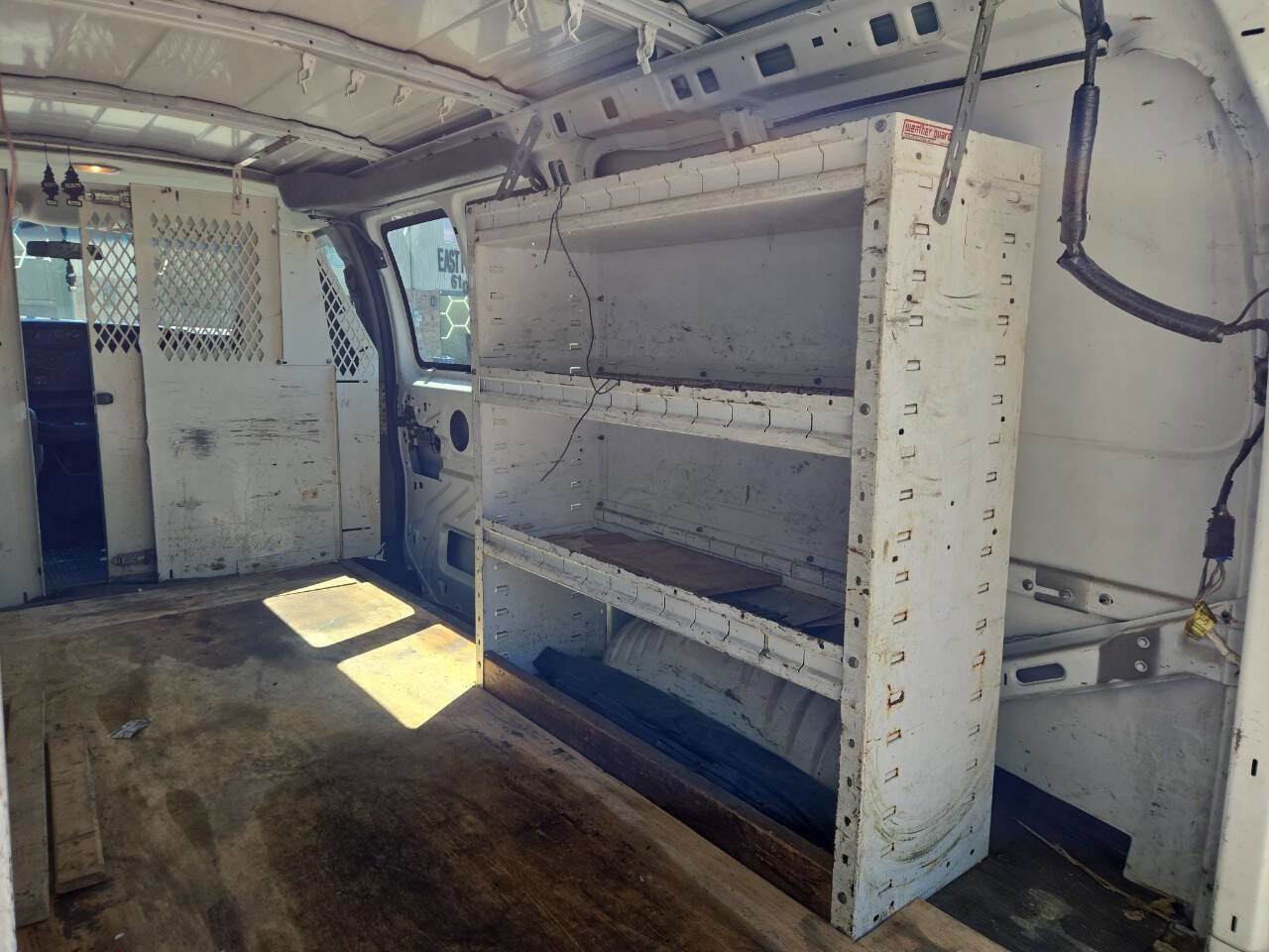 Used 2006 GMC Savana 2500 RWD image 16