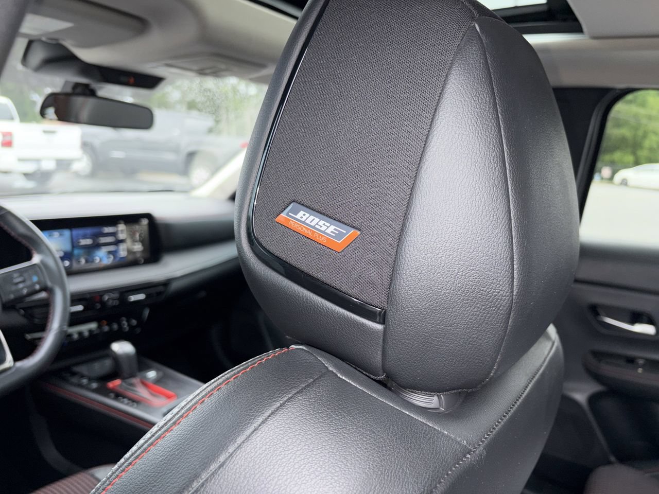 Certified 2025 Nissan Kicks SR w/ SR Premium Package FWD image 16