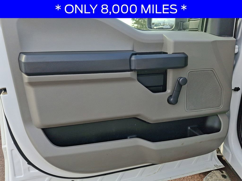 Used 2022 Ford F250 XL w/ Snow Plow/Camper Package image 12