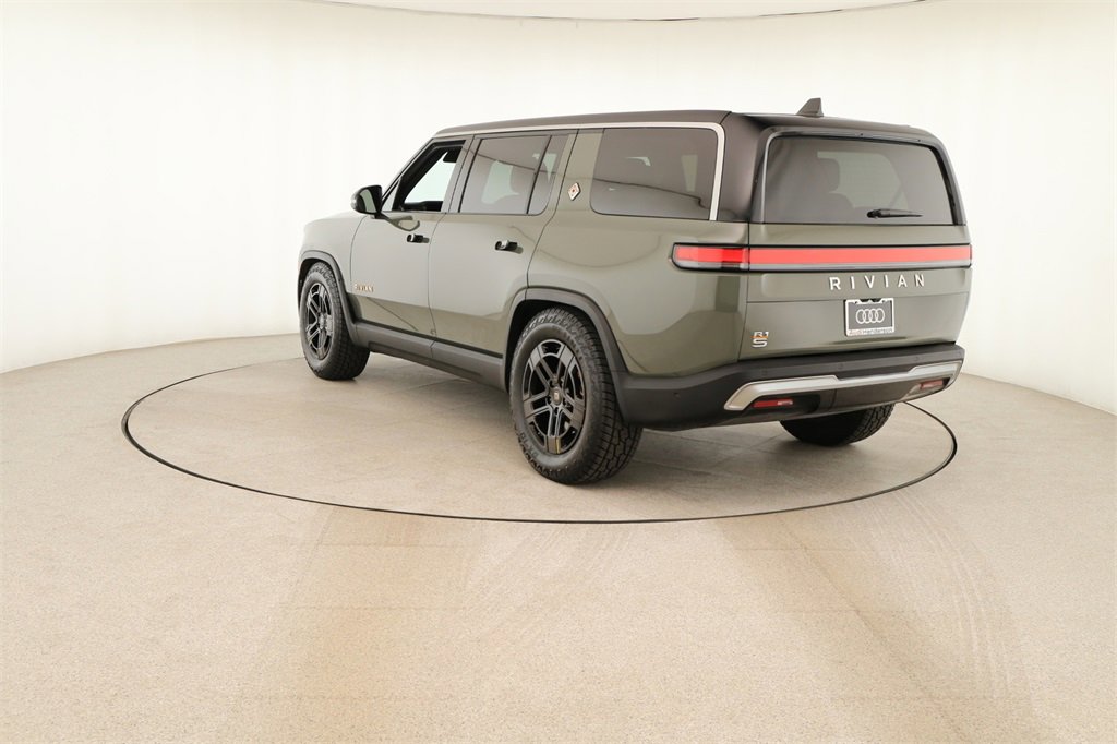 Used 2022 Rivian R1S Launch Edition image 4