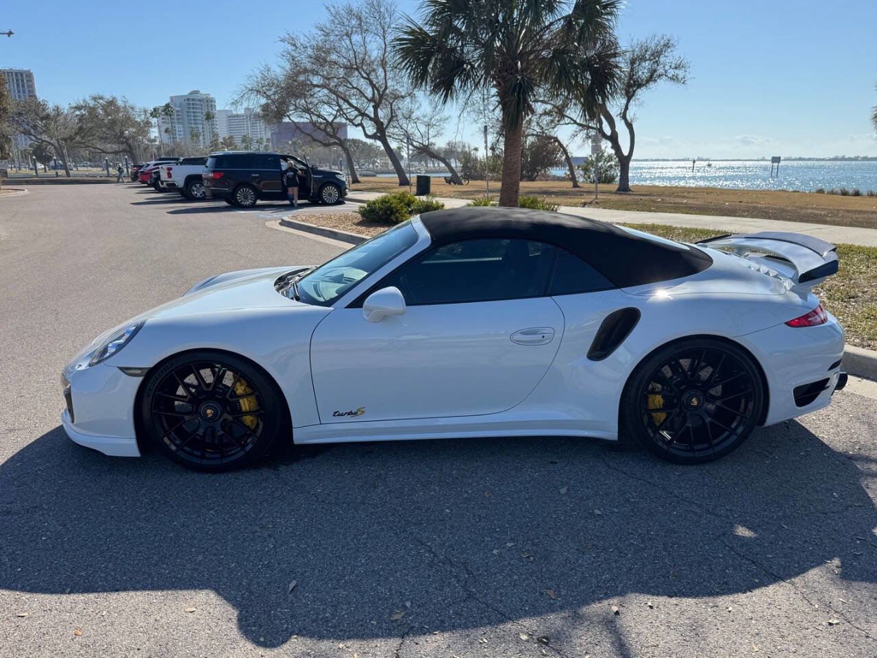 Used 2015 Porsche 911 Turbo S image 16