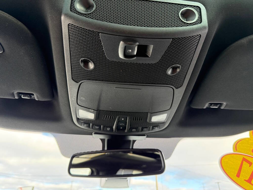 Used 2017 Ford F150 Platinum w/ Equipment Group 701A Luxury AWD/4WD image 36