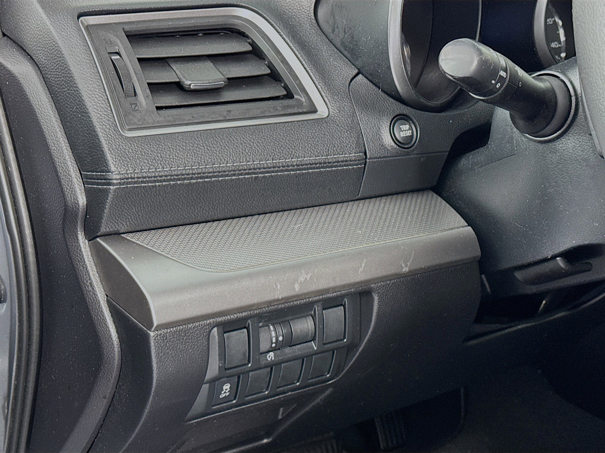 Used 2018 Subaru Outback 2.5i Premium image 10