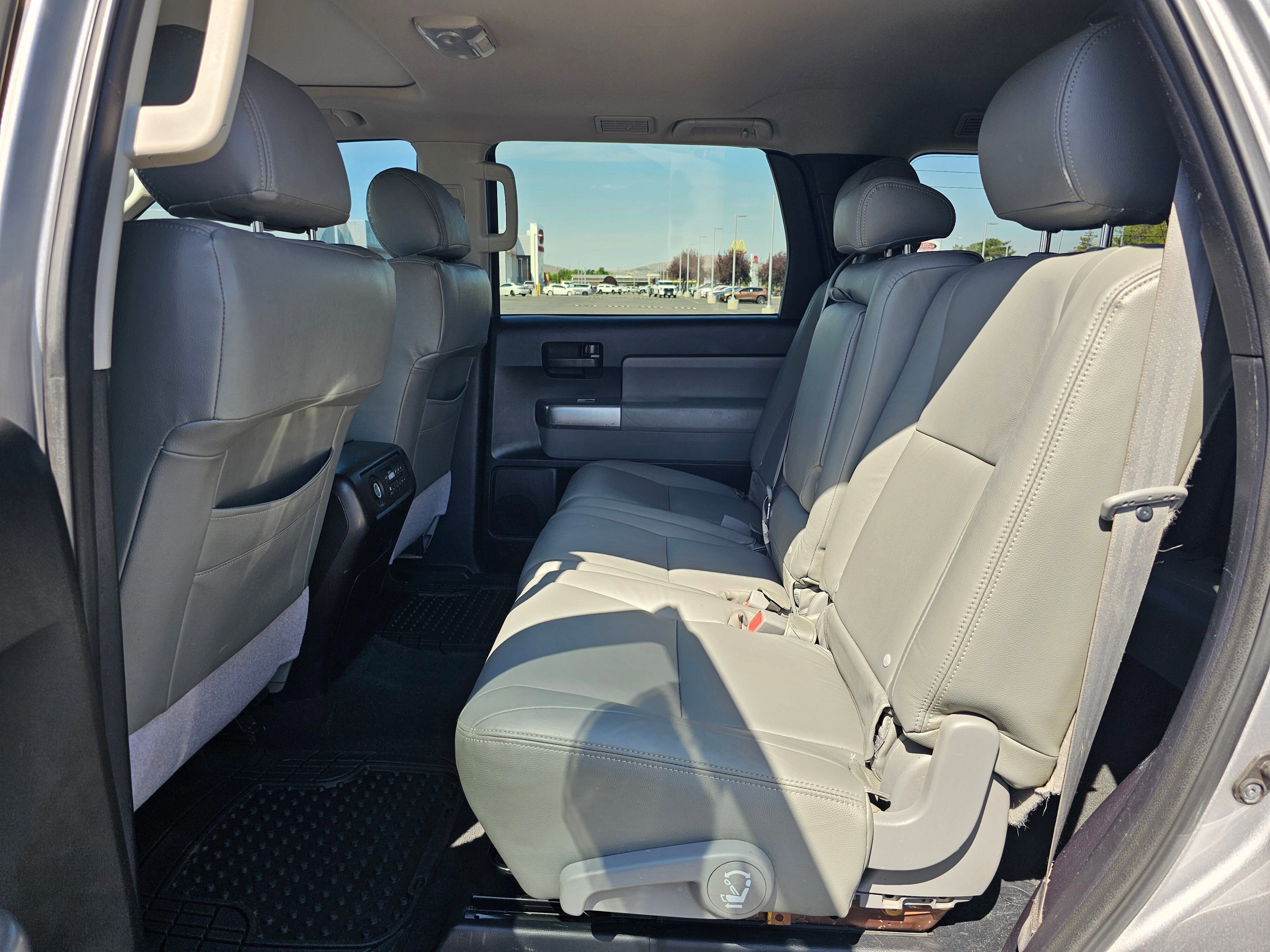 Used 2019 Toyota Sequoia SR5 AWD/4WD image 49